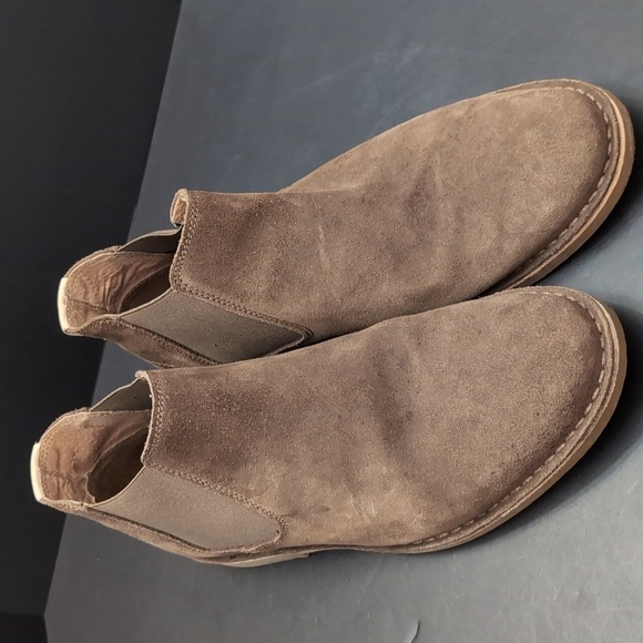 Timberland Men's Brown Chukka Boots with Suede Finish,Size 10/43. - Picture 6 of 10